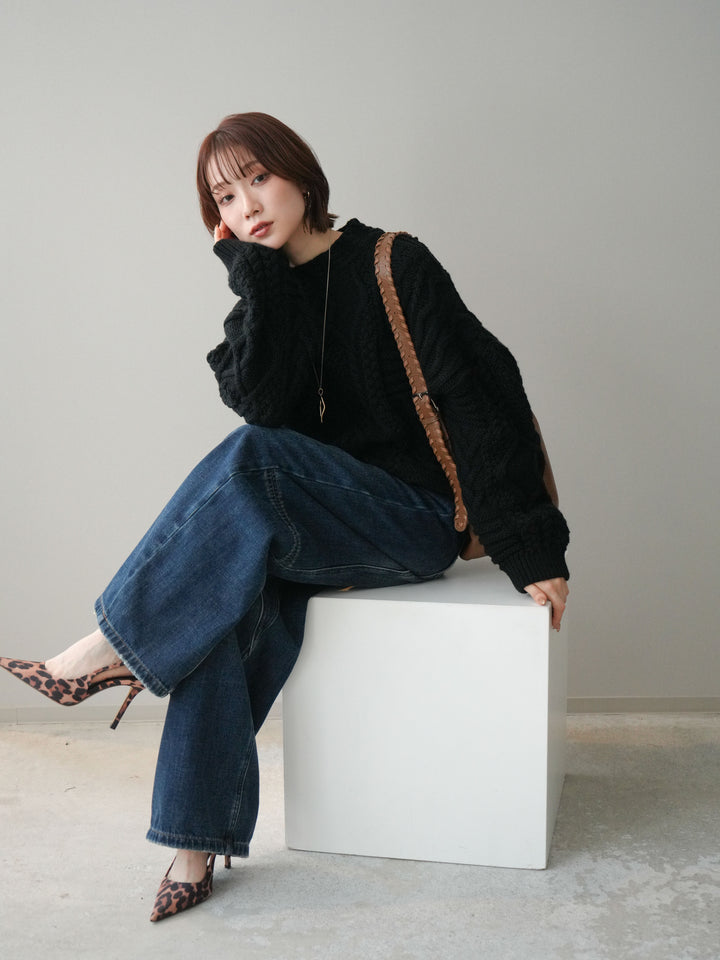 [予約]ケーブル編みモックネックニットプルオーバー/black