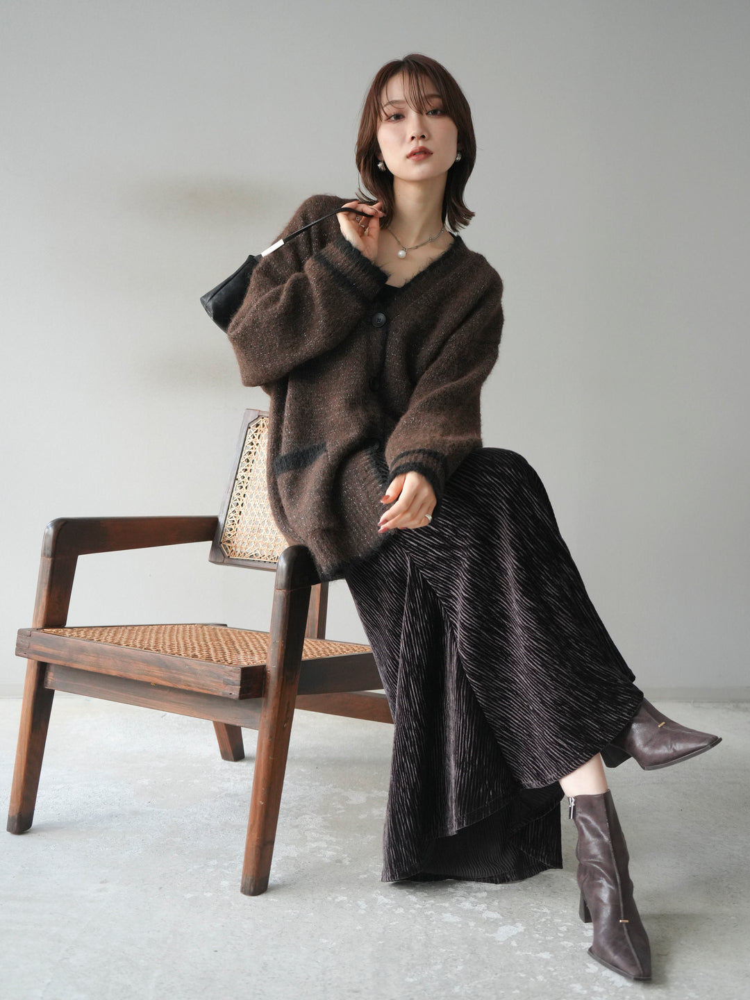 [予約]バイカラーラメニットカーディガン/brown