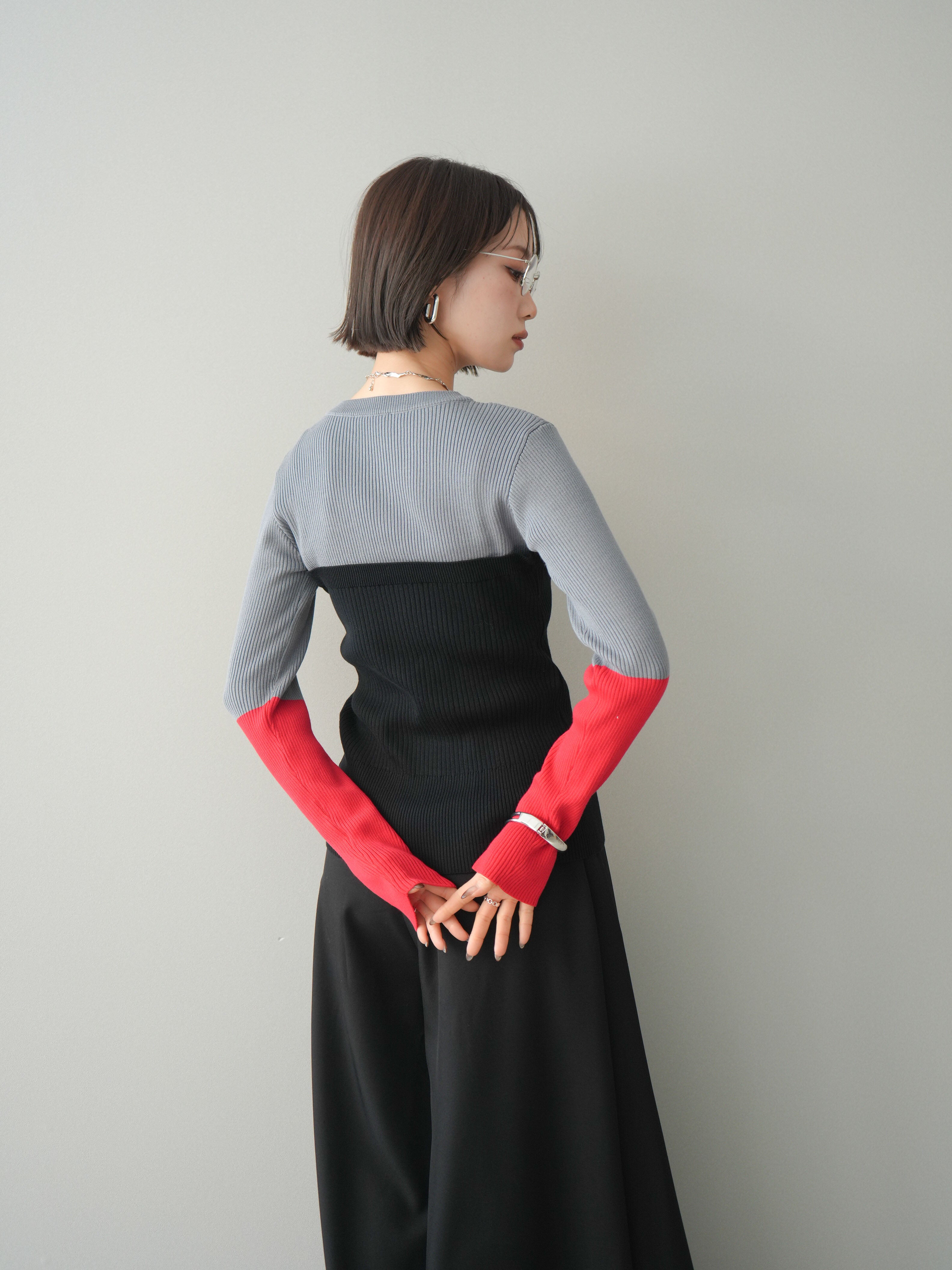 予約]配色ビスチェドッキングリブニットトップス/gray – Lumier