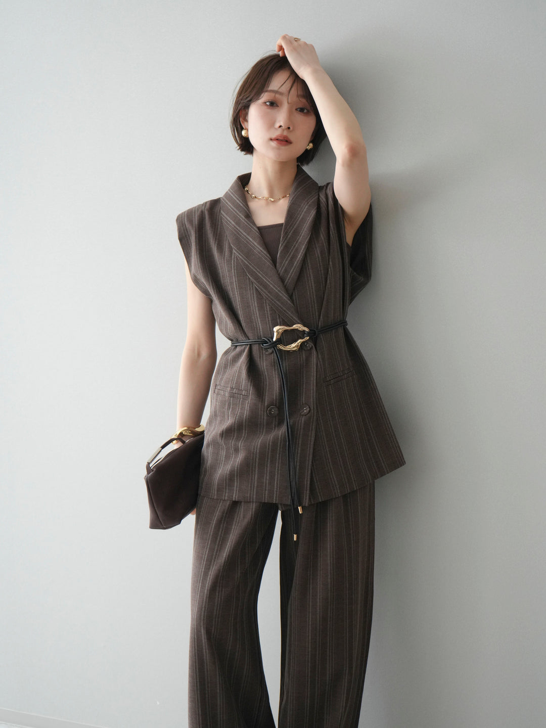 [SET]モチーフベルト付ストライプジレ＆パンツSETUP+選べるアクセセット(2set)