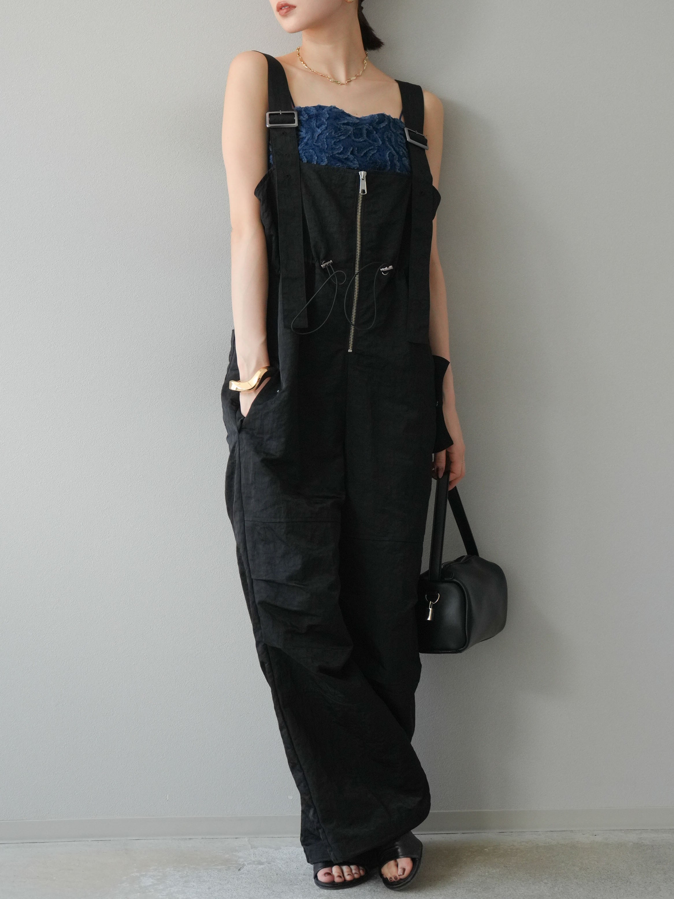 予約]ナイロンタックデザインサロペット/ブラック – Lumier