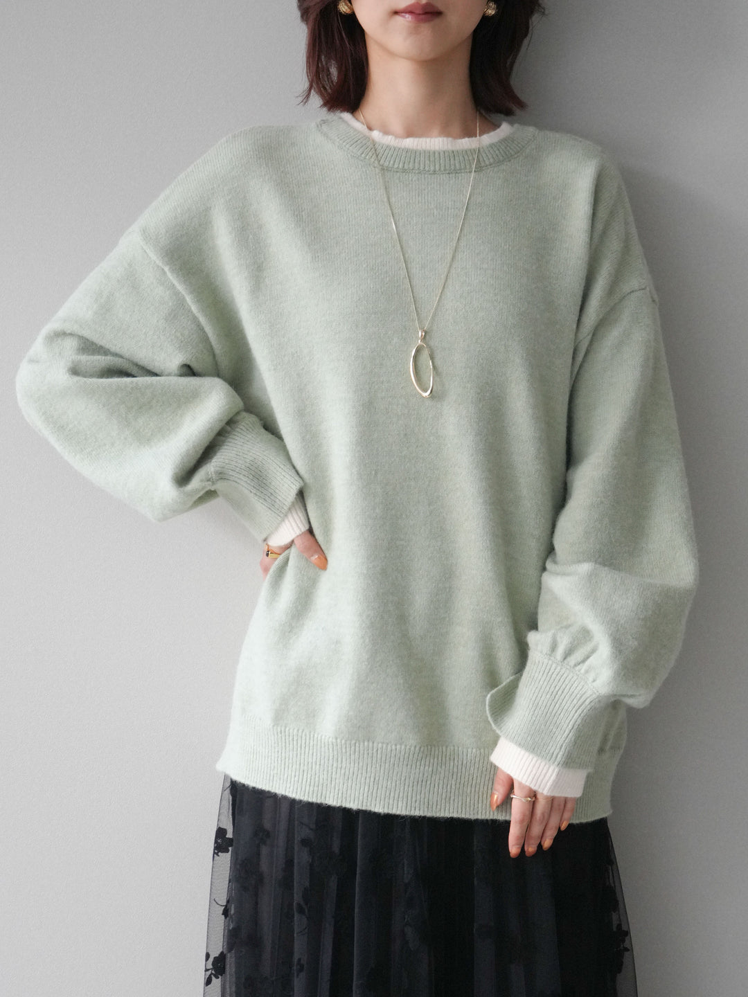 [SET]ヘンリーネック配色レイヤードニットプルオーバー+フラワーフロッキーチュールプリーツスカート(2set)