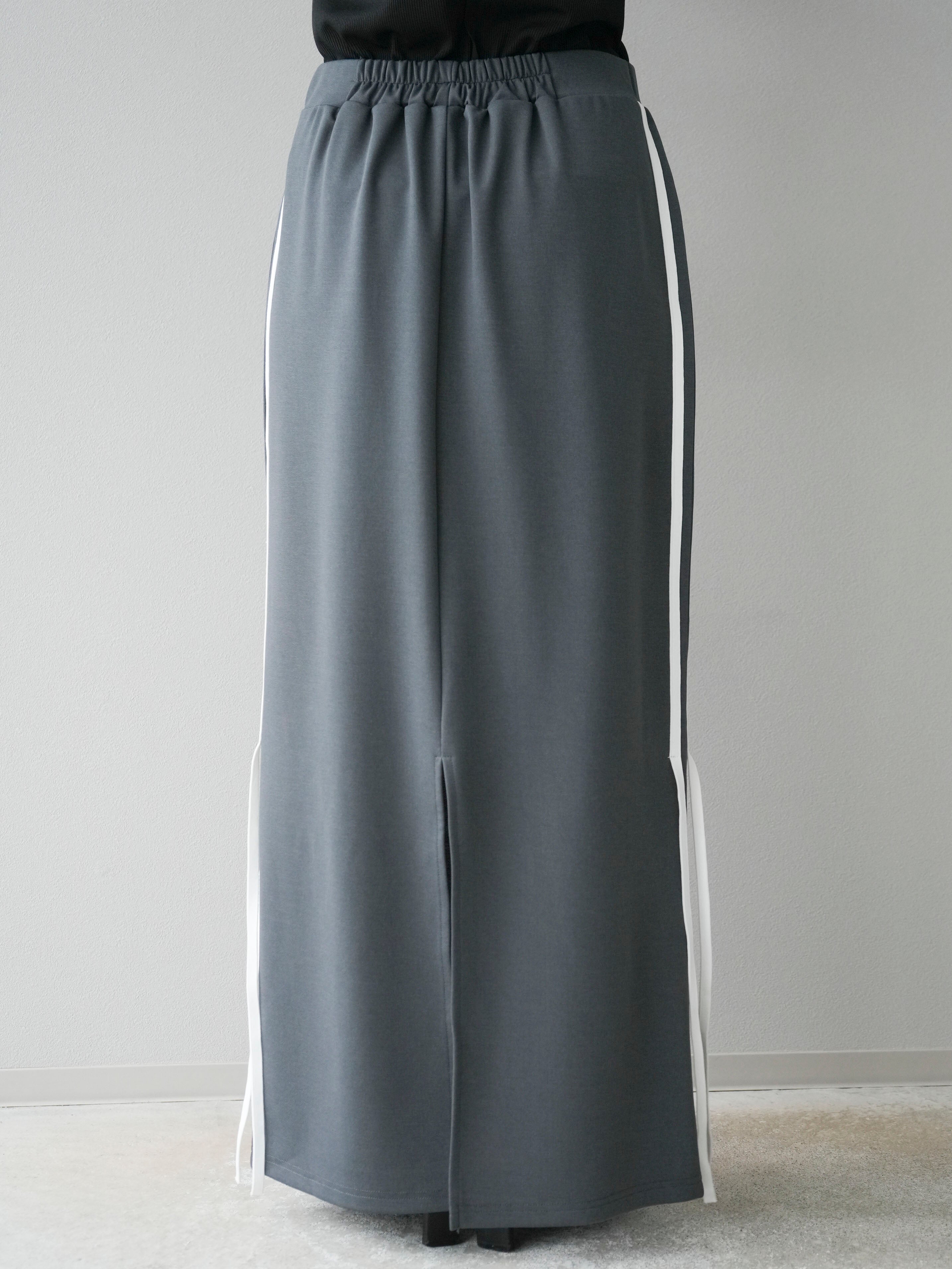 予約]サイドラインジャージナロースカート/チャコール – Lumier