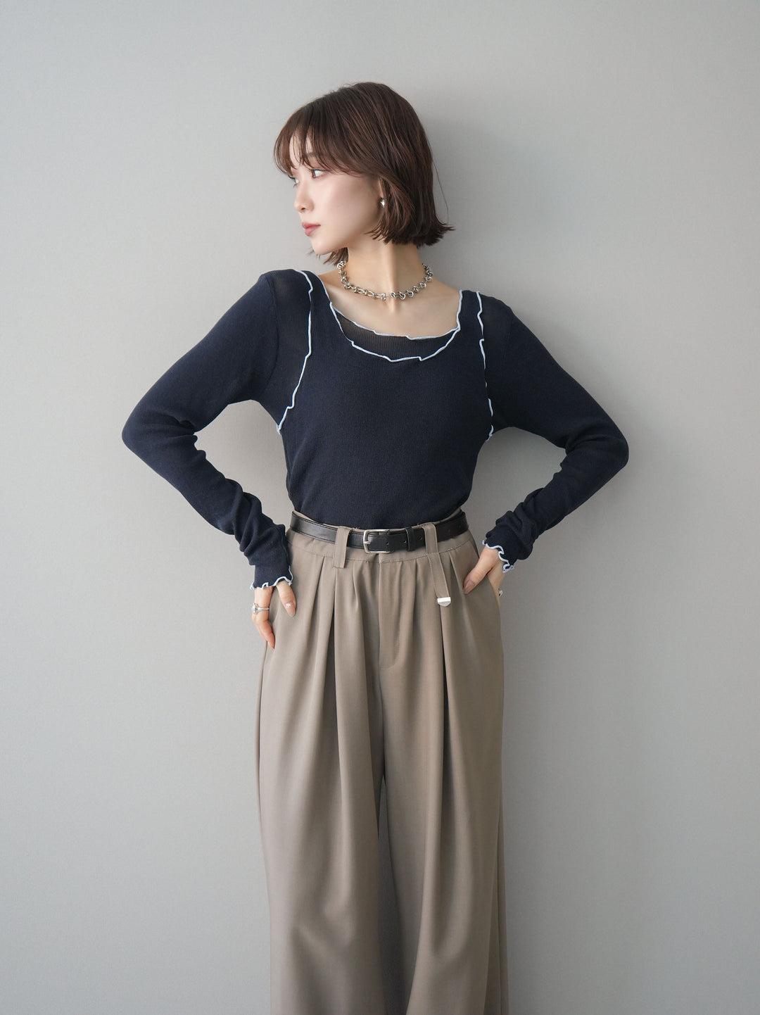 [予約]バイカラーメローアンサンブルシアーニットトップス/navy