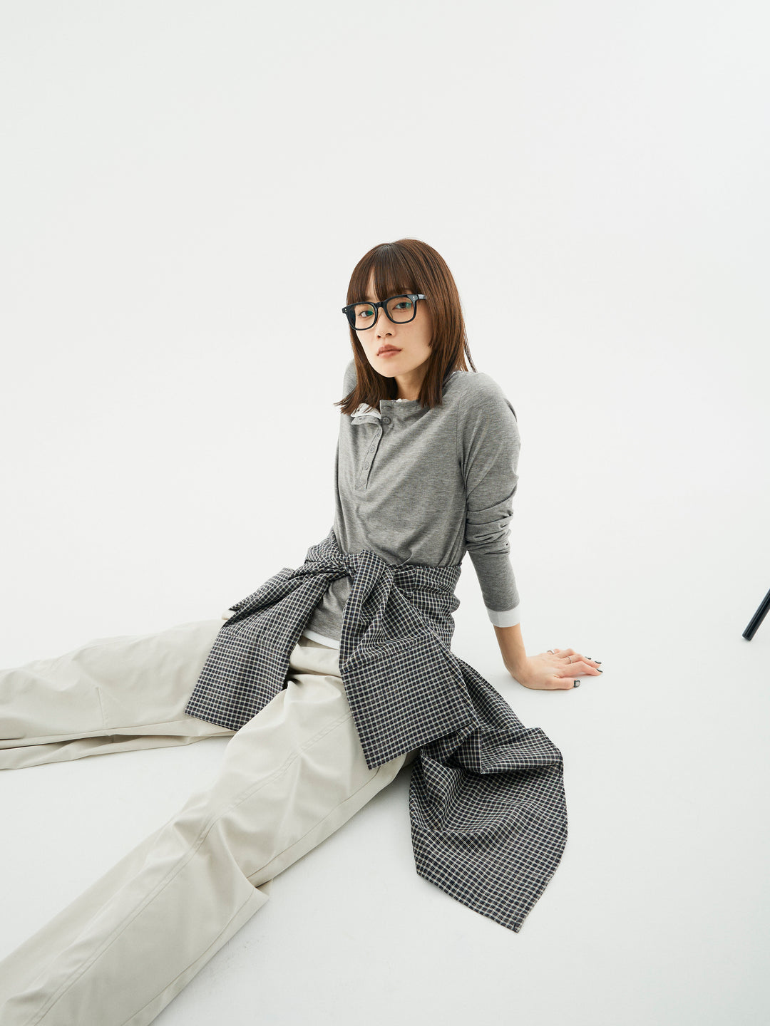 【Allure】[SET]配色レイヤードヘンリーネックトップス+タフタワイドカーブパンツ+チェックBIGカフスオーバーシャツ(3set)