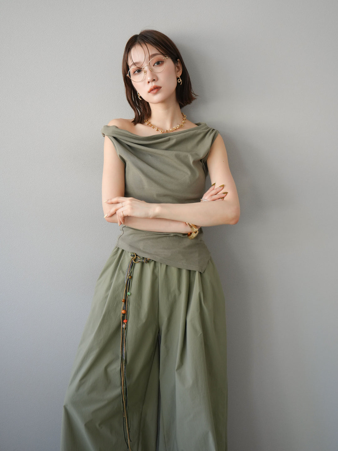 [SET]タックデザイントップス＆ビーズベルト付きパンツSET UP(2set)