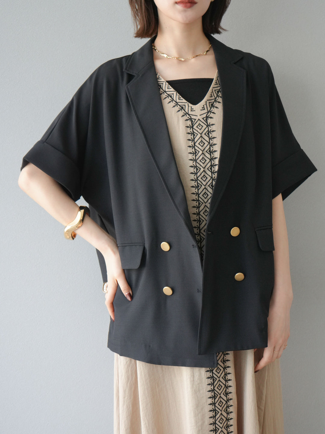 [預購] 金色紐扣半身夾克/黑色