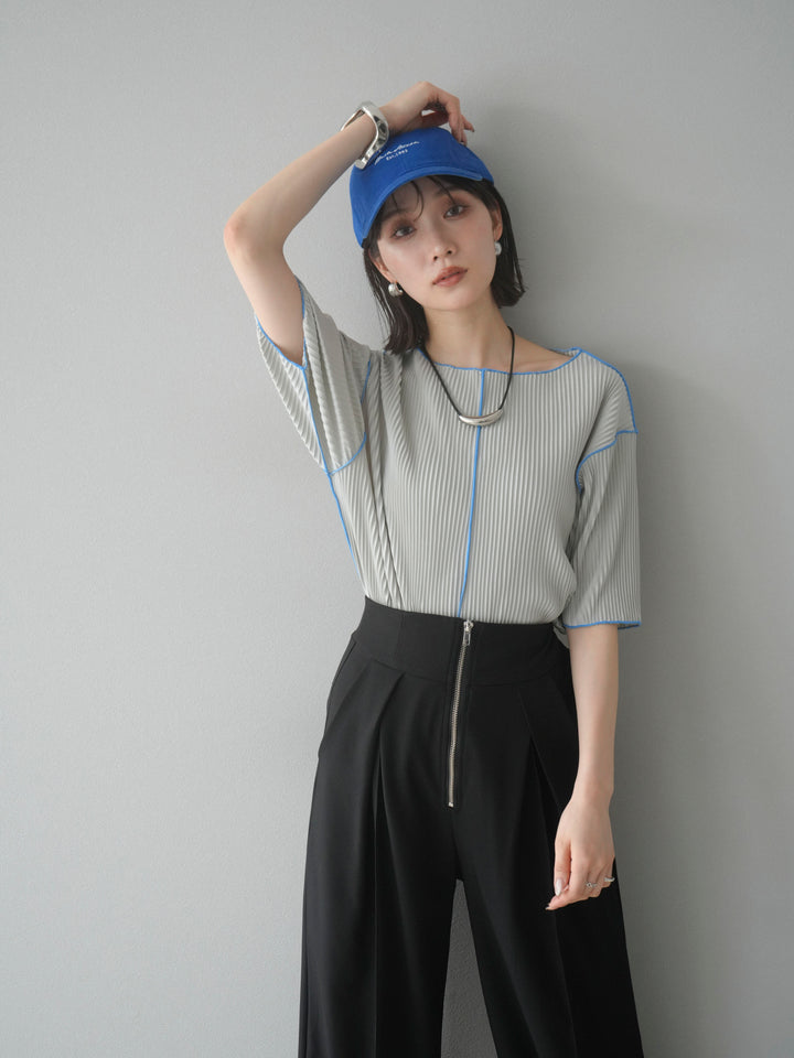 【預購】配色柔和百褶半袖上衣/灰色