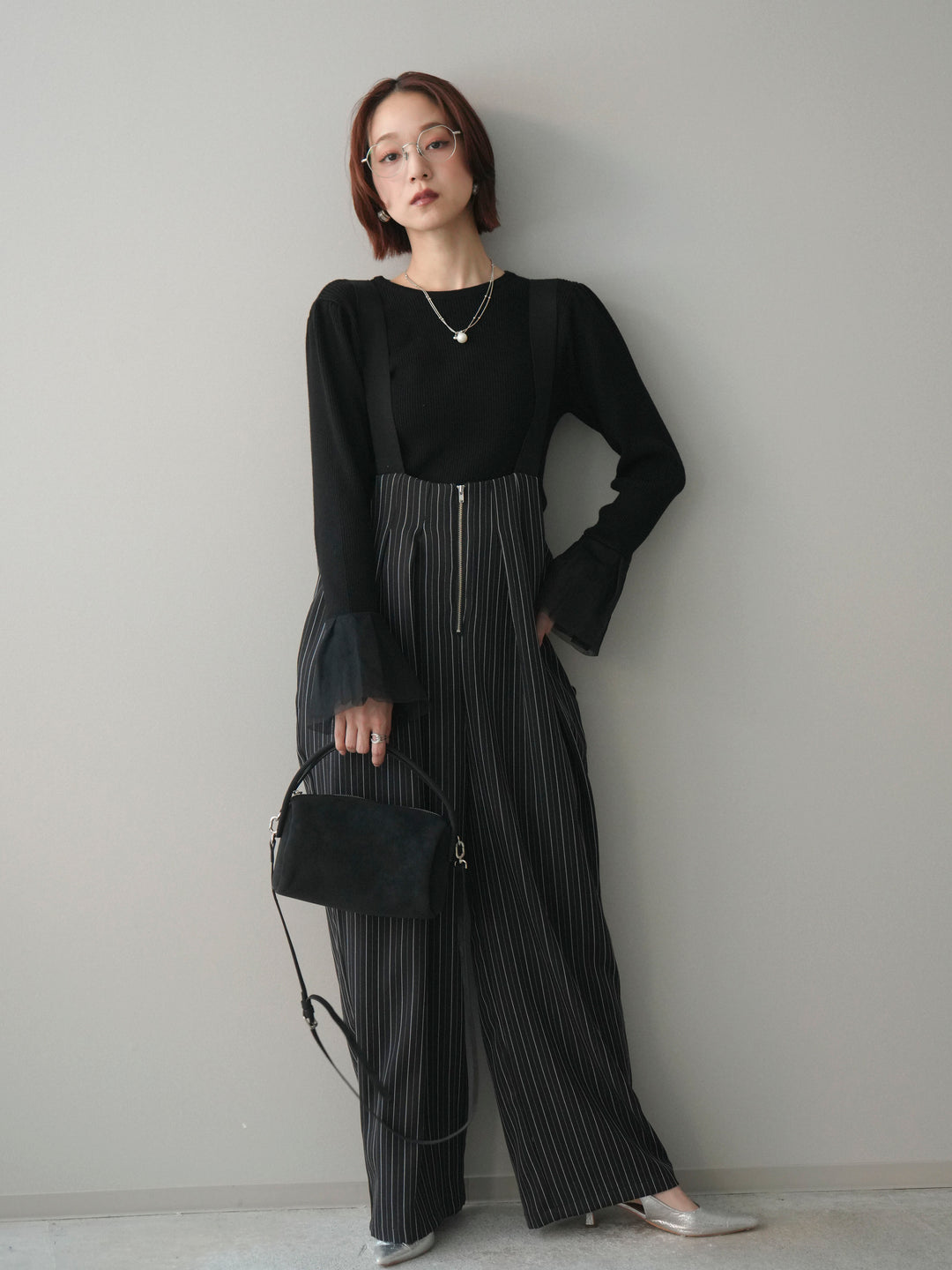 [SET]袖チュールパワショルリブニットトップス+グログランテープストライプサロペット(2set)