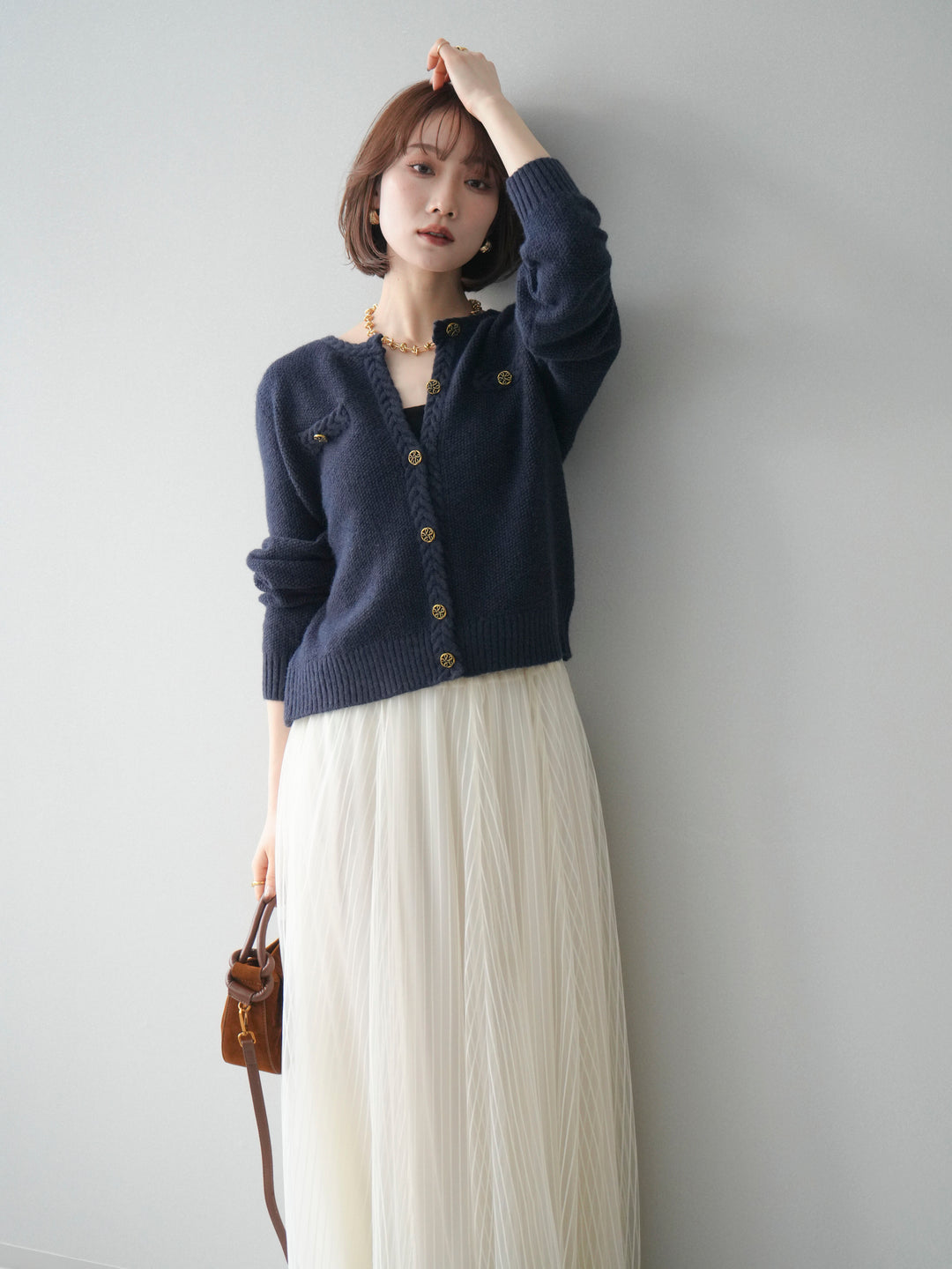 [予約]編みこみアンティークボタンニットカーディガン/navy