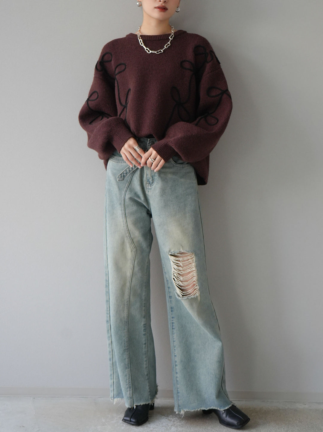 [予約]コード刺繍ルーズニットプルオーバー/ブラウン