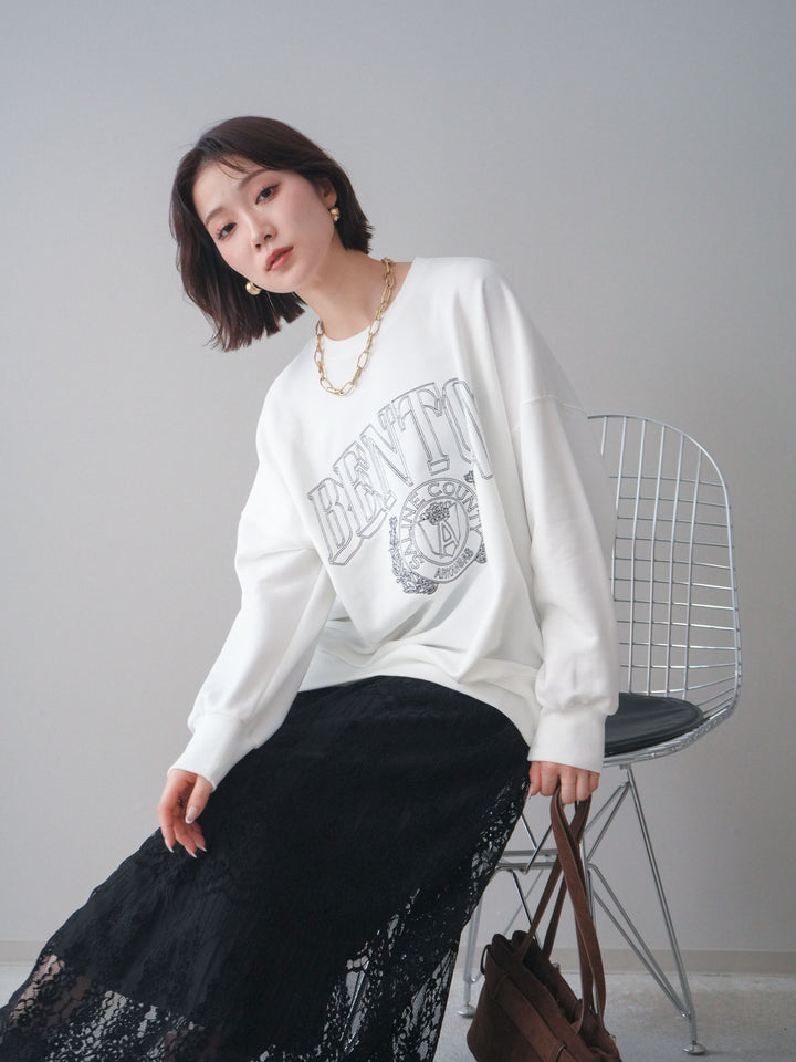 [予約]カレッジロゴ刺繍BIGスウェットプルオーバー/offwhite