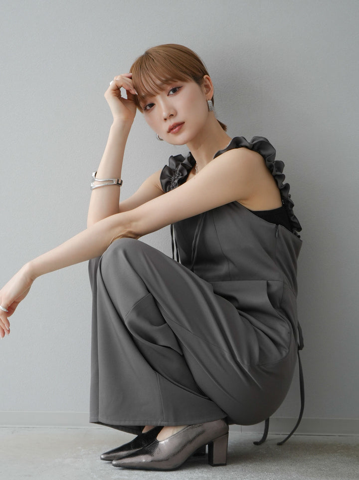 [預訂] 繫帶荷葉邊連身衣/灰色