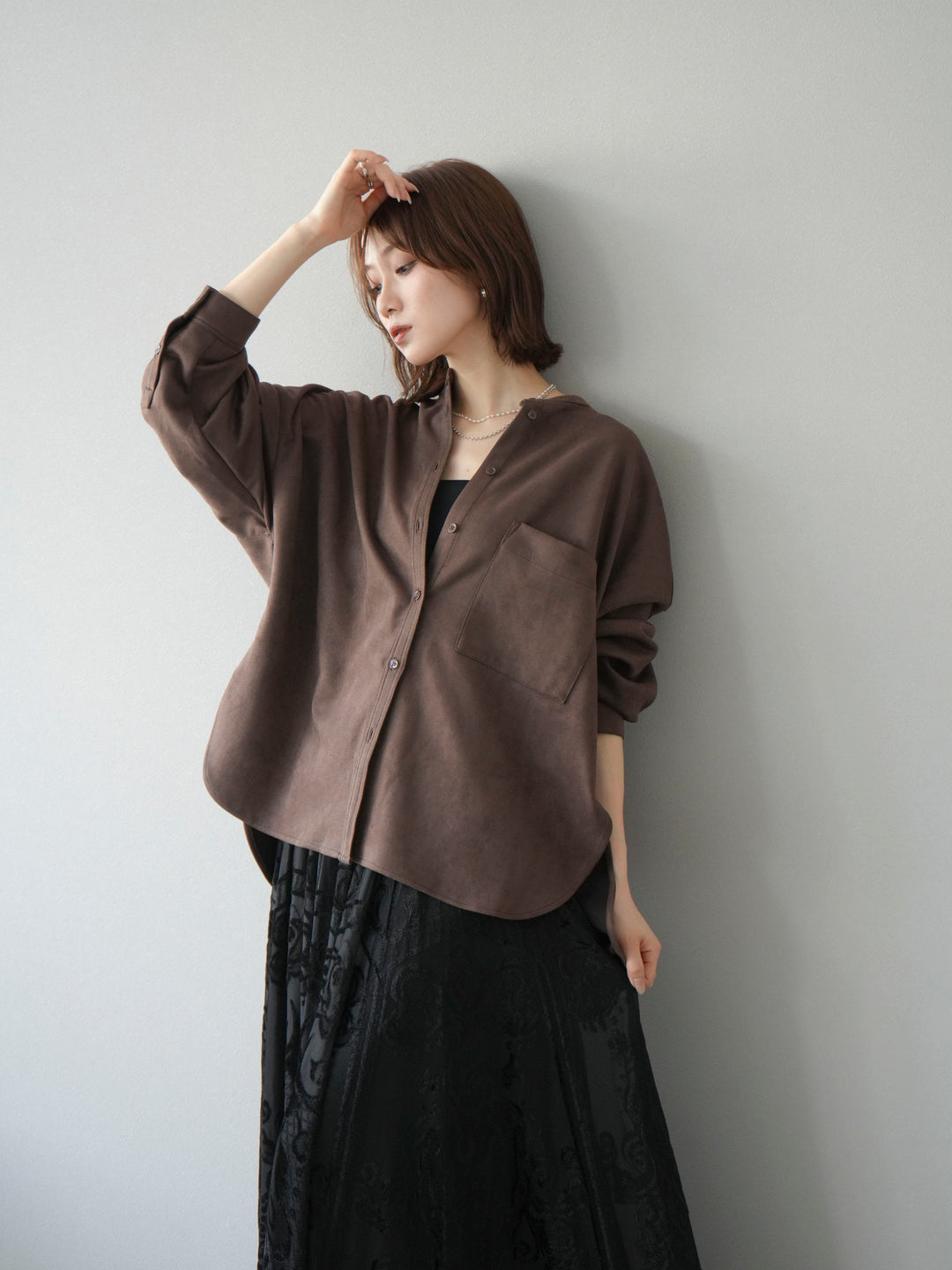 [SET]スエードバンドカラーオーバーシャツ+アンティーク柄フロッキーマキシスカート(2set)