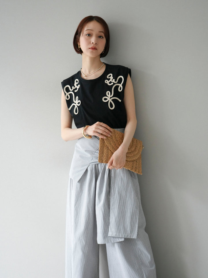 [SET]コード刺繍フレンチスリーブTシャツ+ウエスト巻きストライプイージーパンツ(2set)