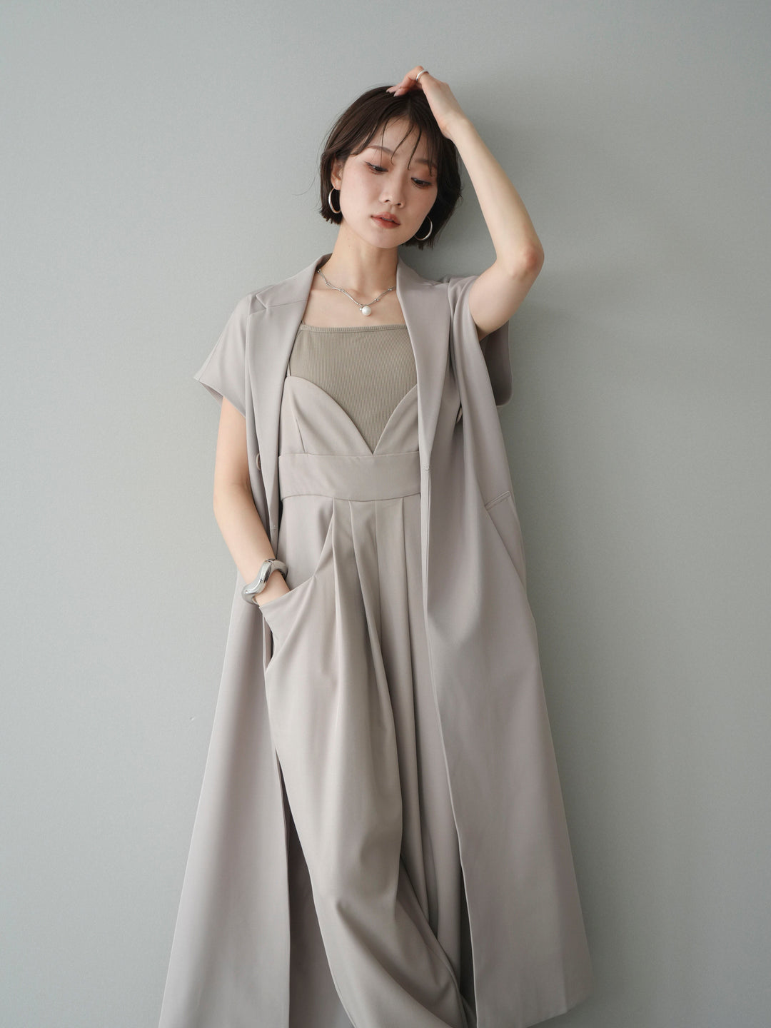 [予約]フレンチスリーブロングジレ/greige