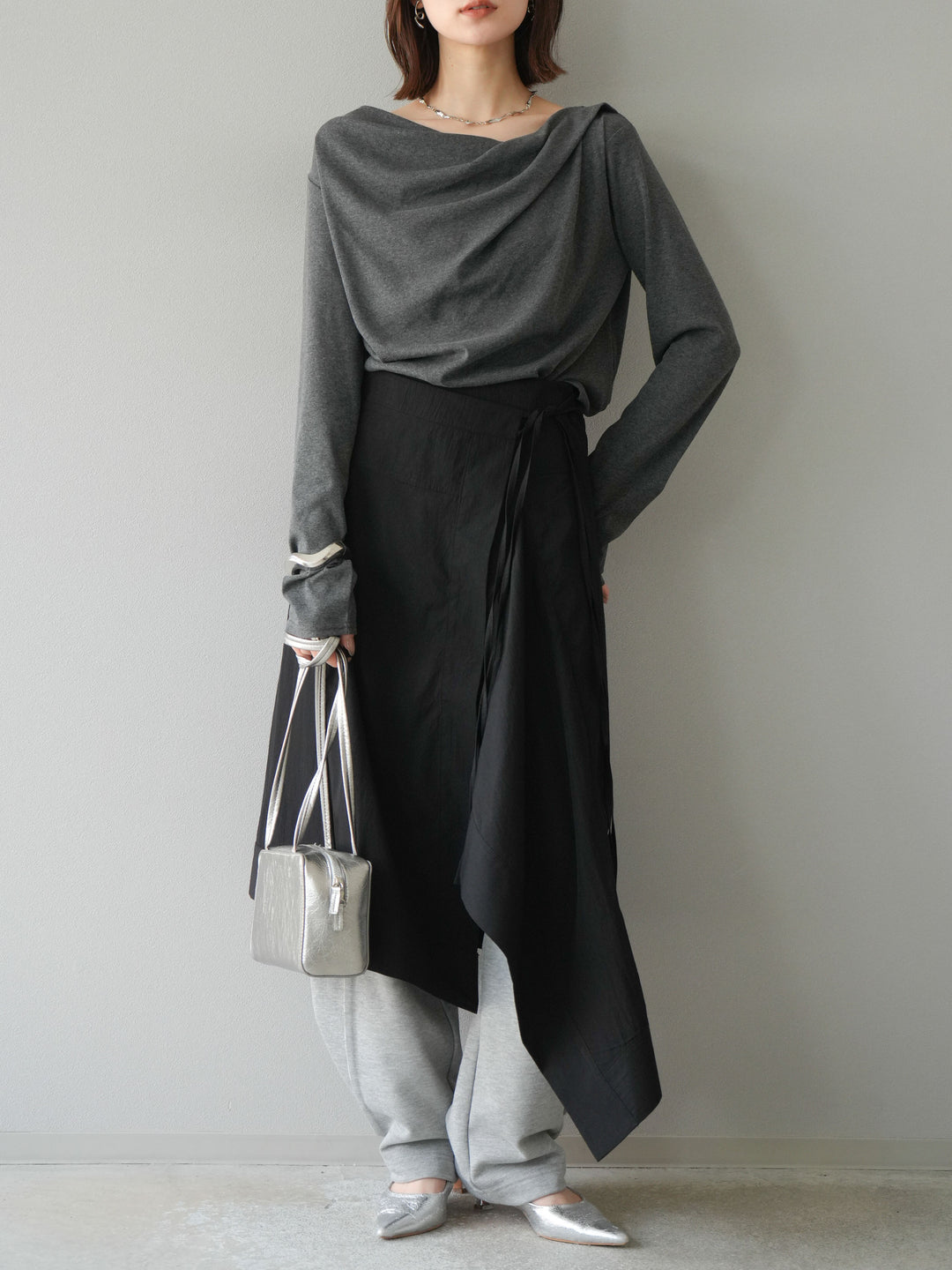 [予約]ドレープデザインカットソー/チャコール