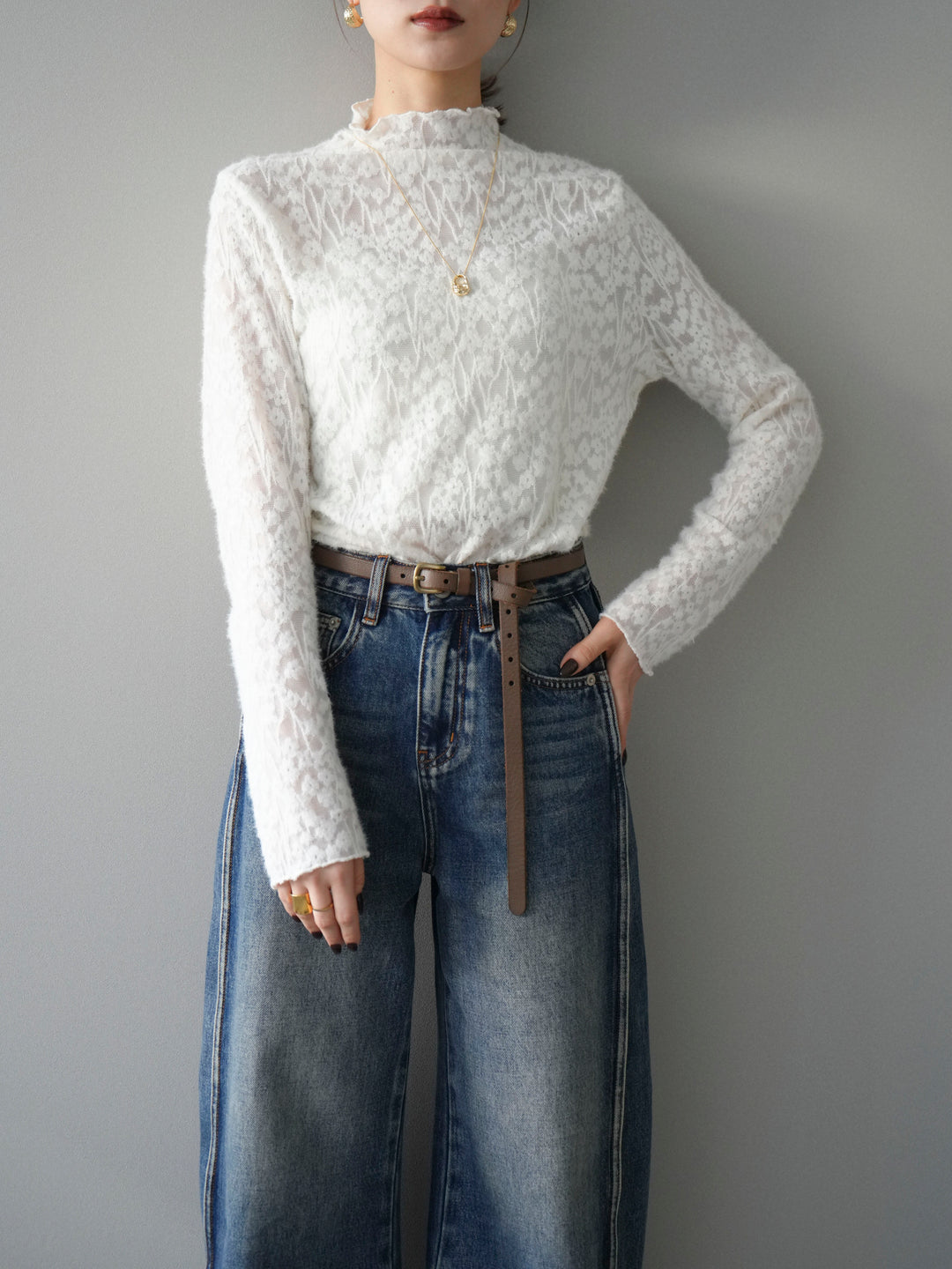 [予約]起毛レースプチネックトップス/white