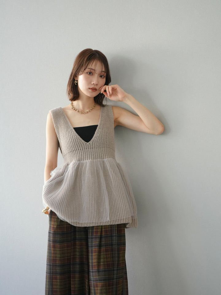 [予約]チュールレイヤードペプラムニットベスト/グレージュ