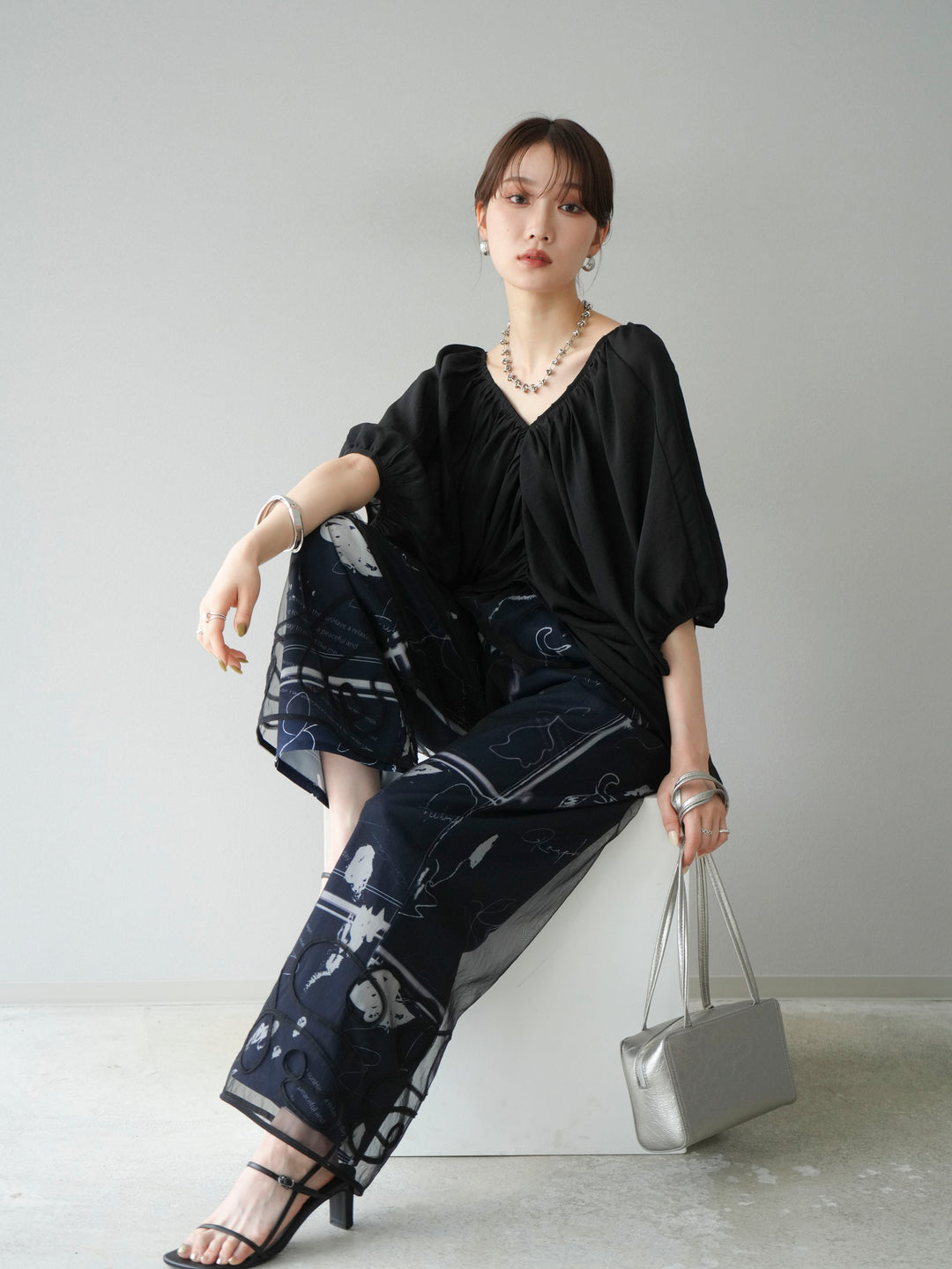 [SET]コード刺繍チュールレイヤードパンツ+ペイント柄タックパンツ(2set)