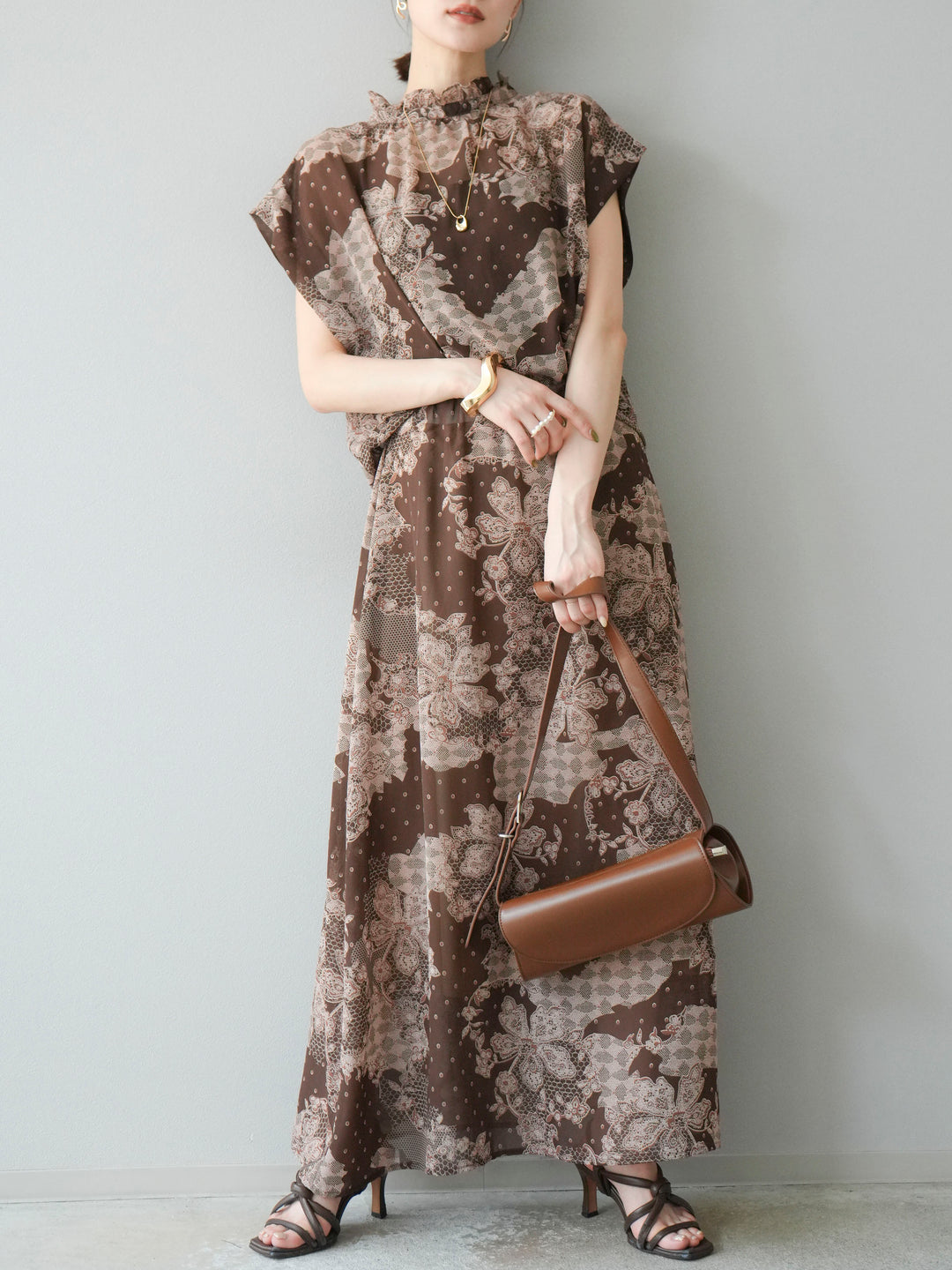 [SET] 花朵圖案法式袖襯衫 + 花朵圖案喇叭裙 (2 套)