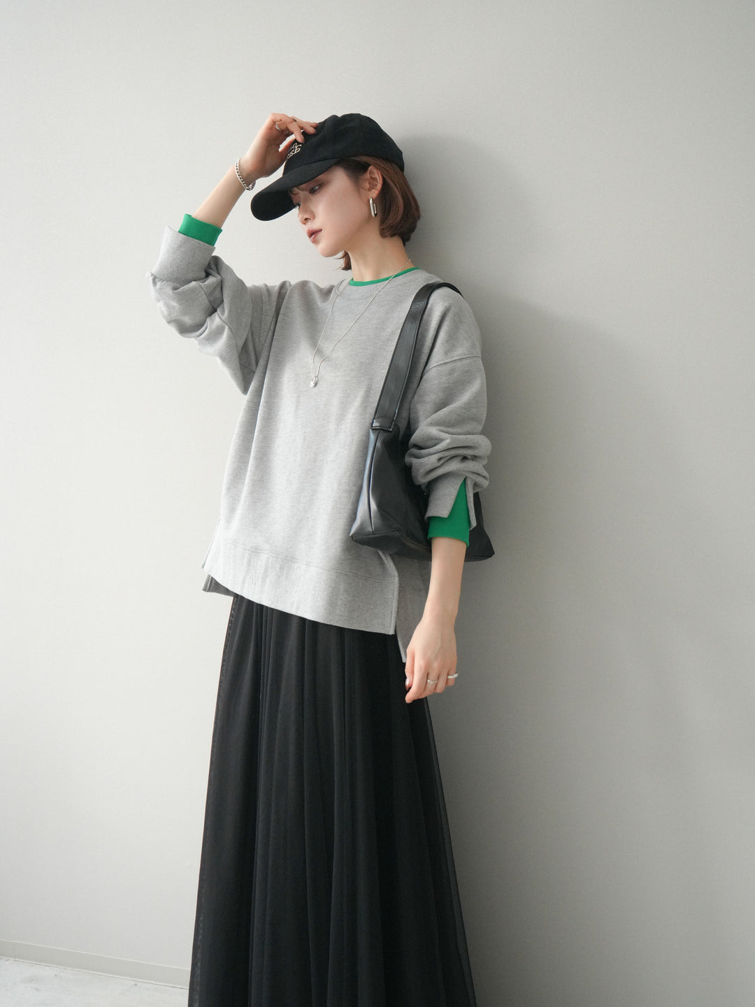 [SET]配色レイヤードデザインスエットプルオーバー+チュールボリュームスカート(2set)