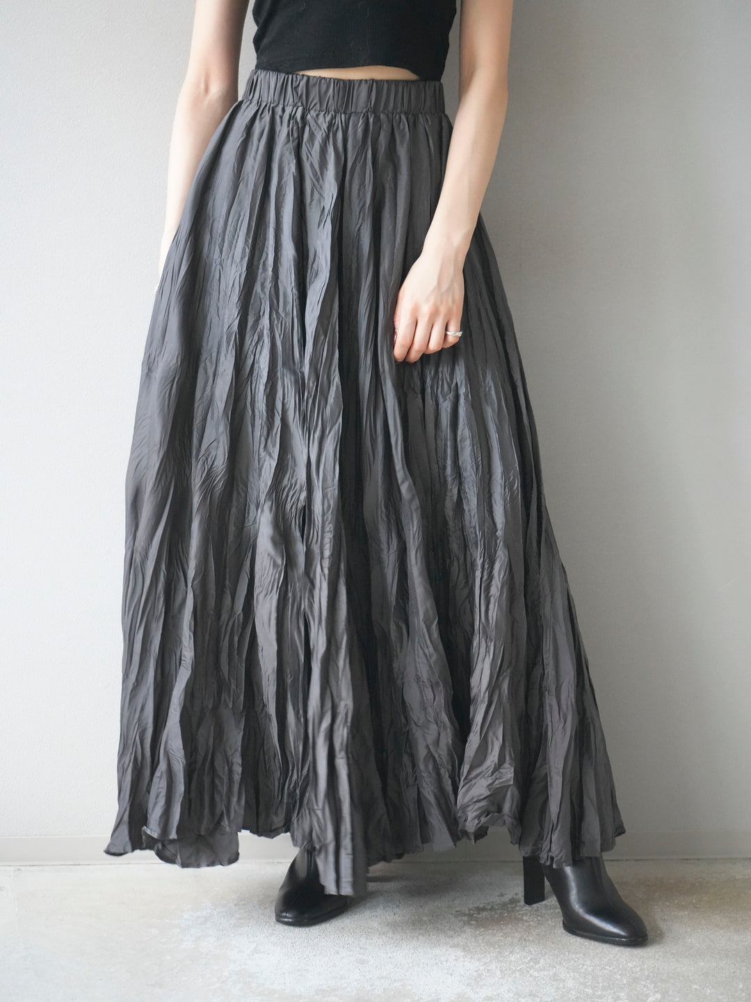 [予約]ワッシャープリーツロングスカート/charcoal