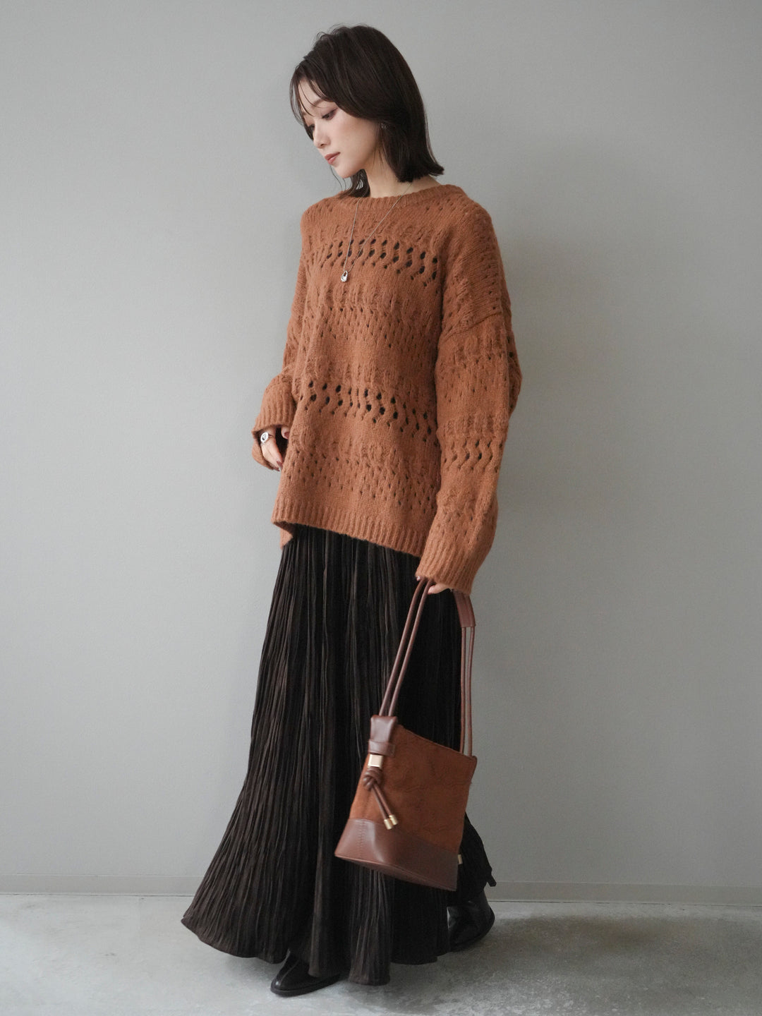 [予約]透かし編みクルーネックニットプルオーバー/brown