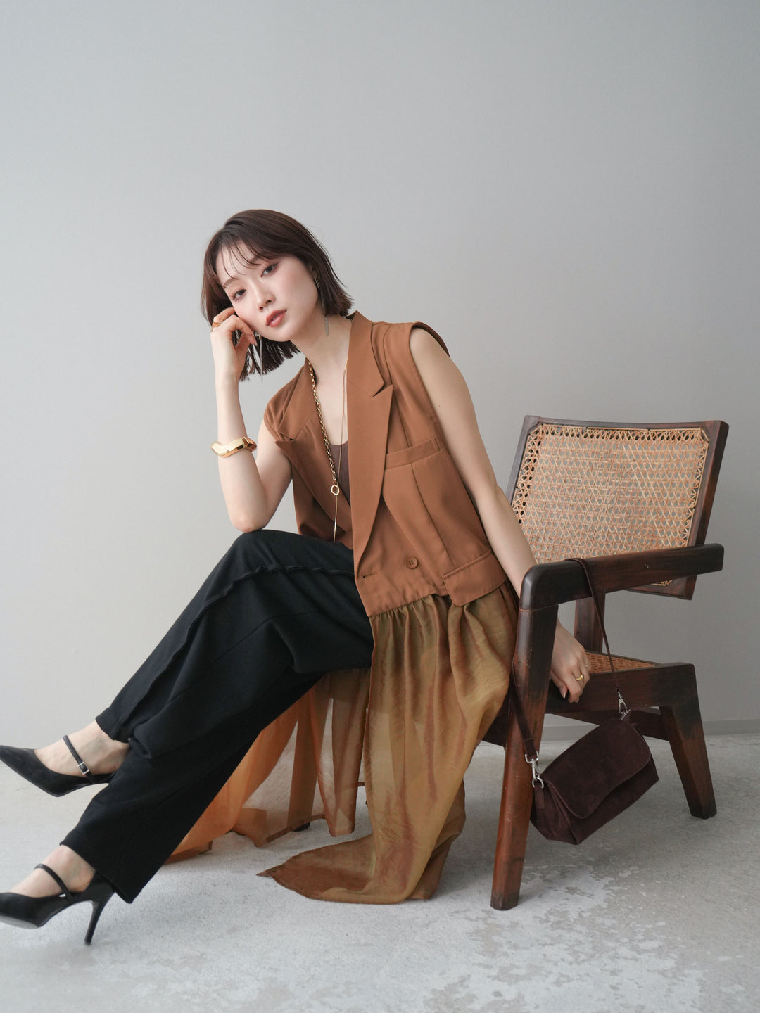 [SET]シアーレイヤードテーラードロングジレ+レーストリムキャミソール+2WAYデザインスウェットパンツ(3set)