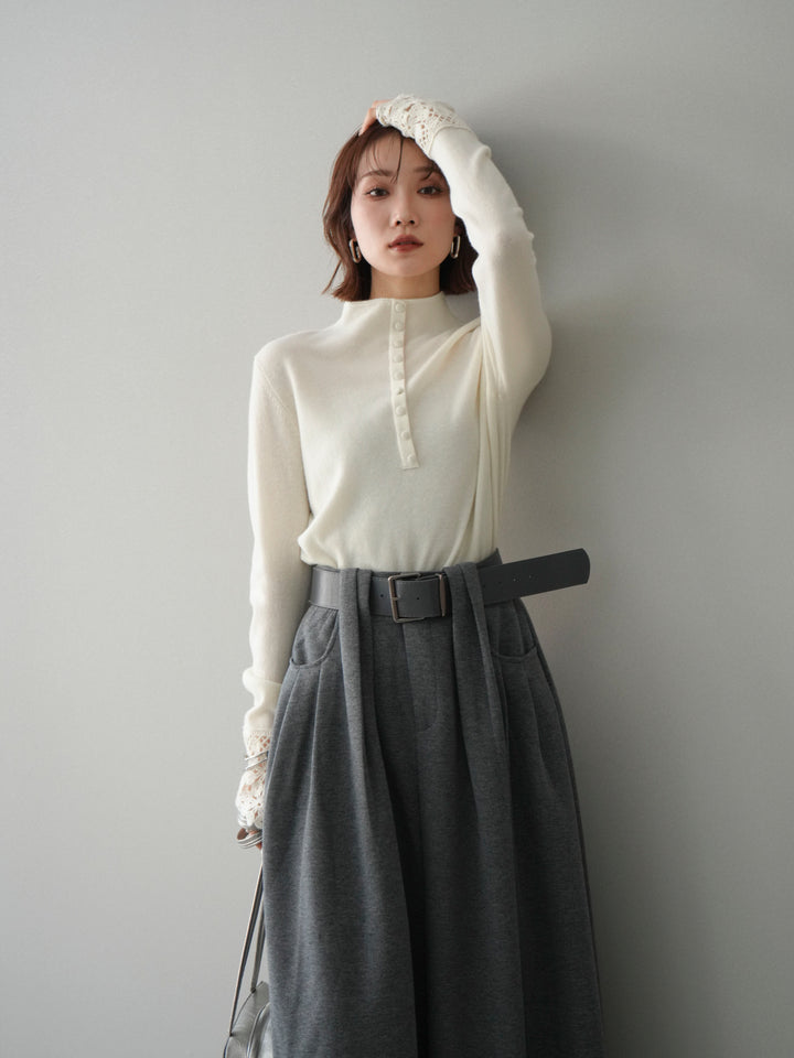 [予約]袖スカラップレースフロントボタンウールニットトップス/white