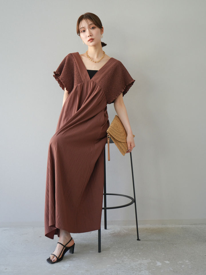 【預購】褶皺V領洋裝/棕色