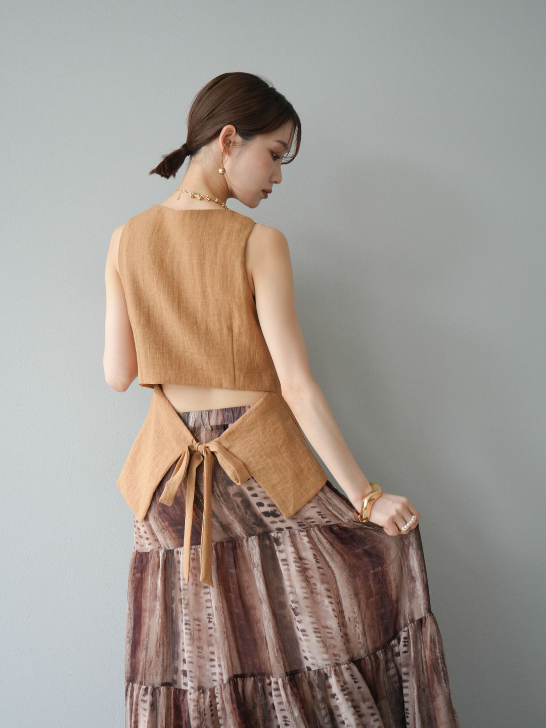 [SET]リネンタッチバックオープンベスト＆ニュアンス柄マキシスカートSET UP(2set)