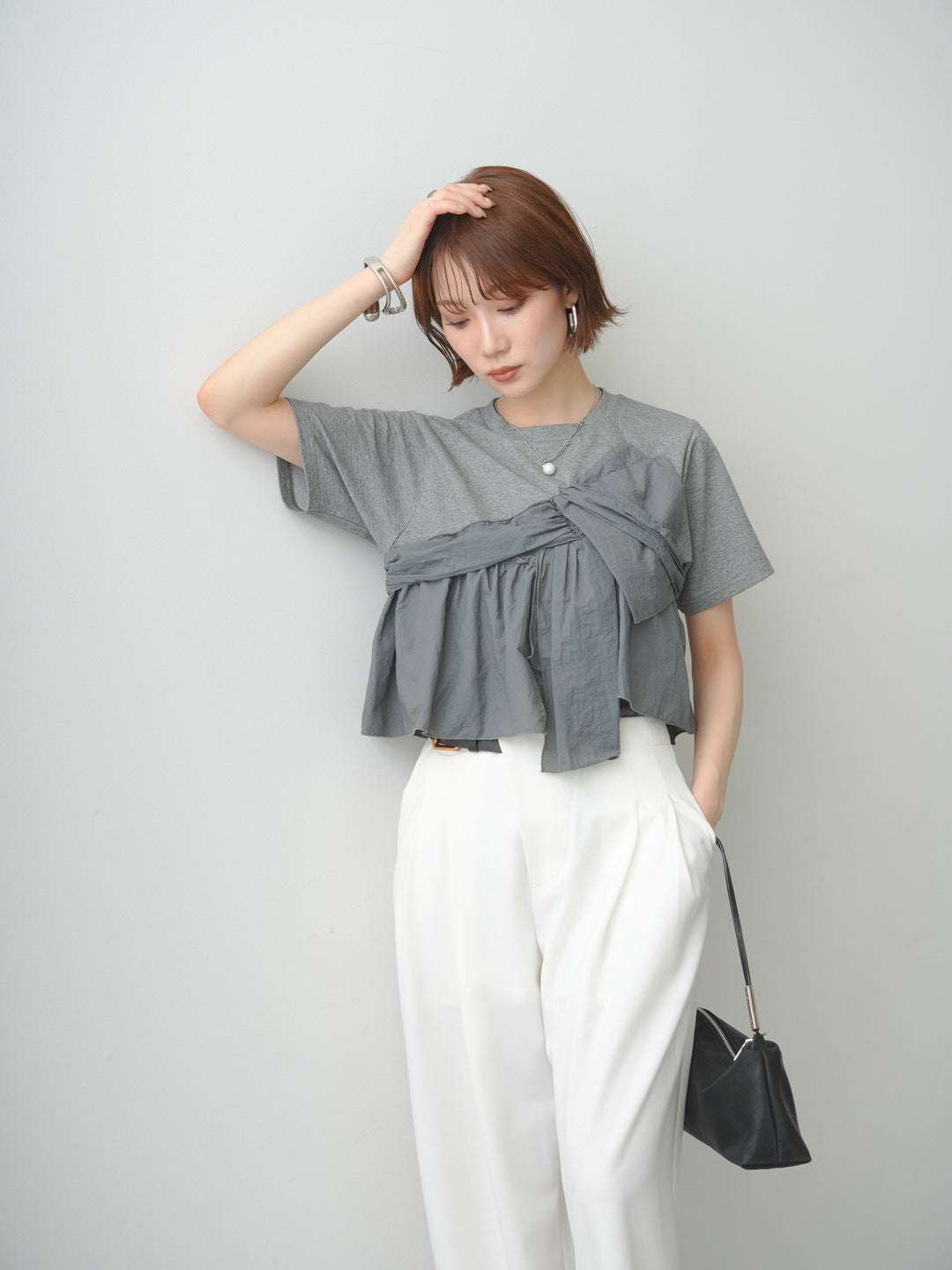 [SET]ナイロンドッキングツイストTEE +アシンメトリーベルトタックワイドパンツ(2set)
