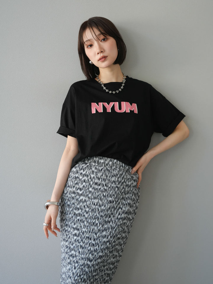 [預訂]“NYUM”標誌印花乾爽觸感棉質T卹/黑色