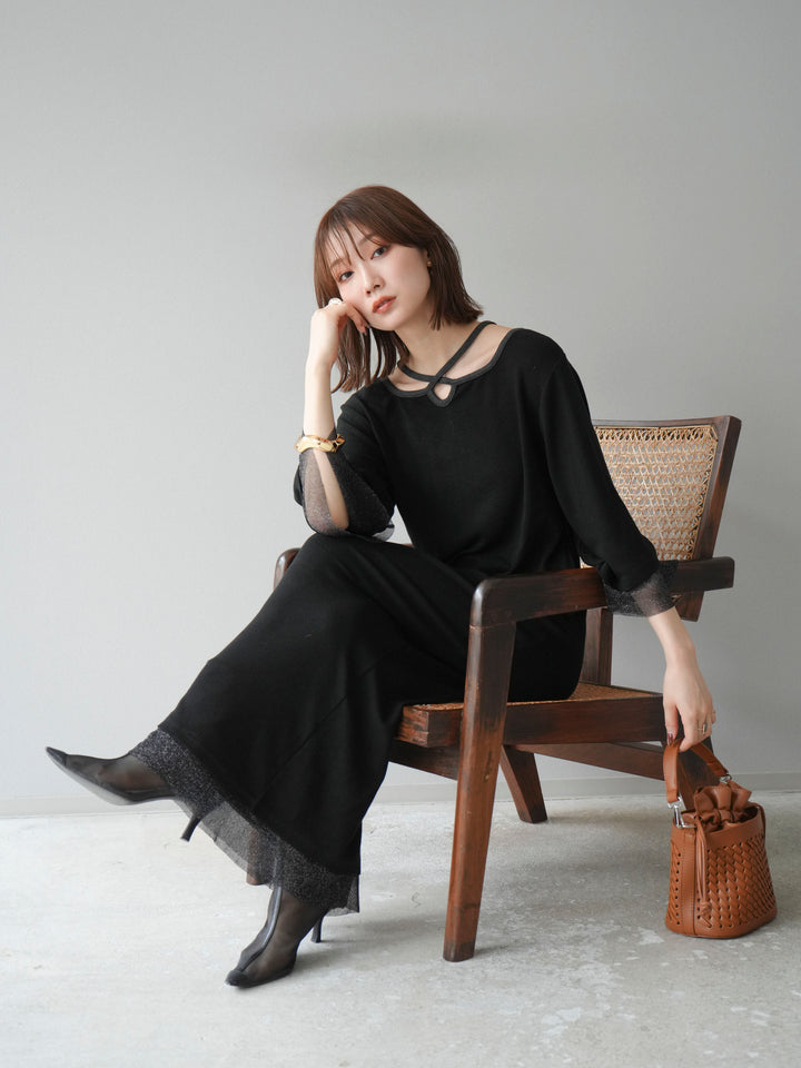 [予約]デザインネックラメシアー切替ニットワンピース/ブラック