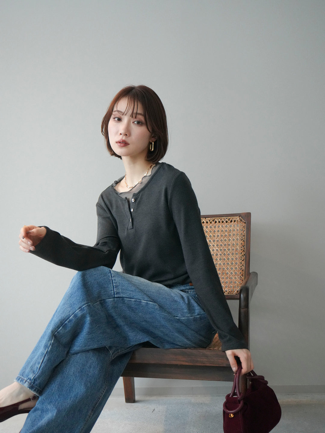 [予約]チュールレイヤードヘンリーネックカットソー/charcoal