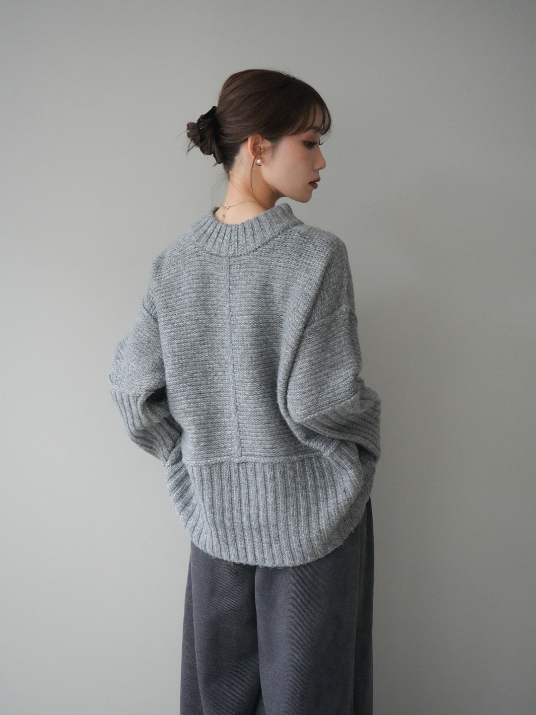 [予約]編み地切替ボトルネックニットプルオーバー/mokugray