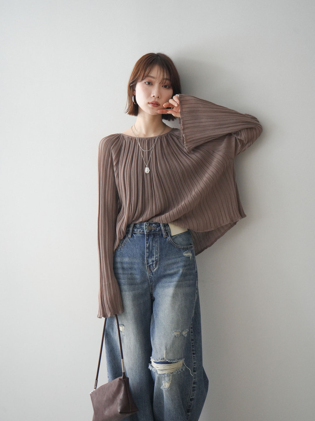 [SET]プリーツシアーフレアスリーブニットトップス+ダメージデニムセミワイドパンツ(2set)