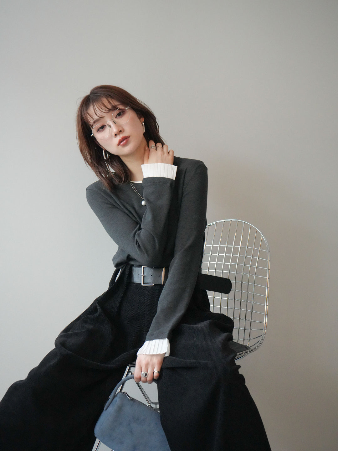 [SET]袖プリーツ配色レイヤードトップス+ベルトデザインループコールテンワイドパンツ(ベルト付き)(2set)