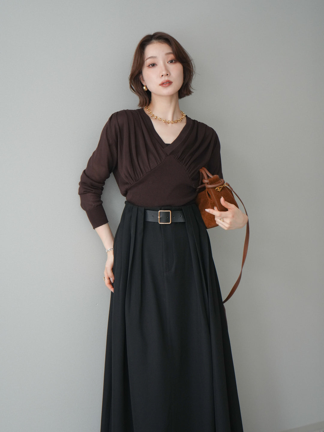 [予約]サイドギャザーVネックニットプルオーバー/brown