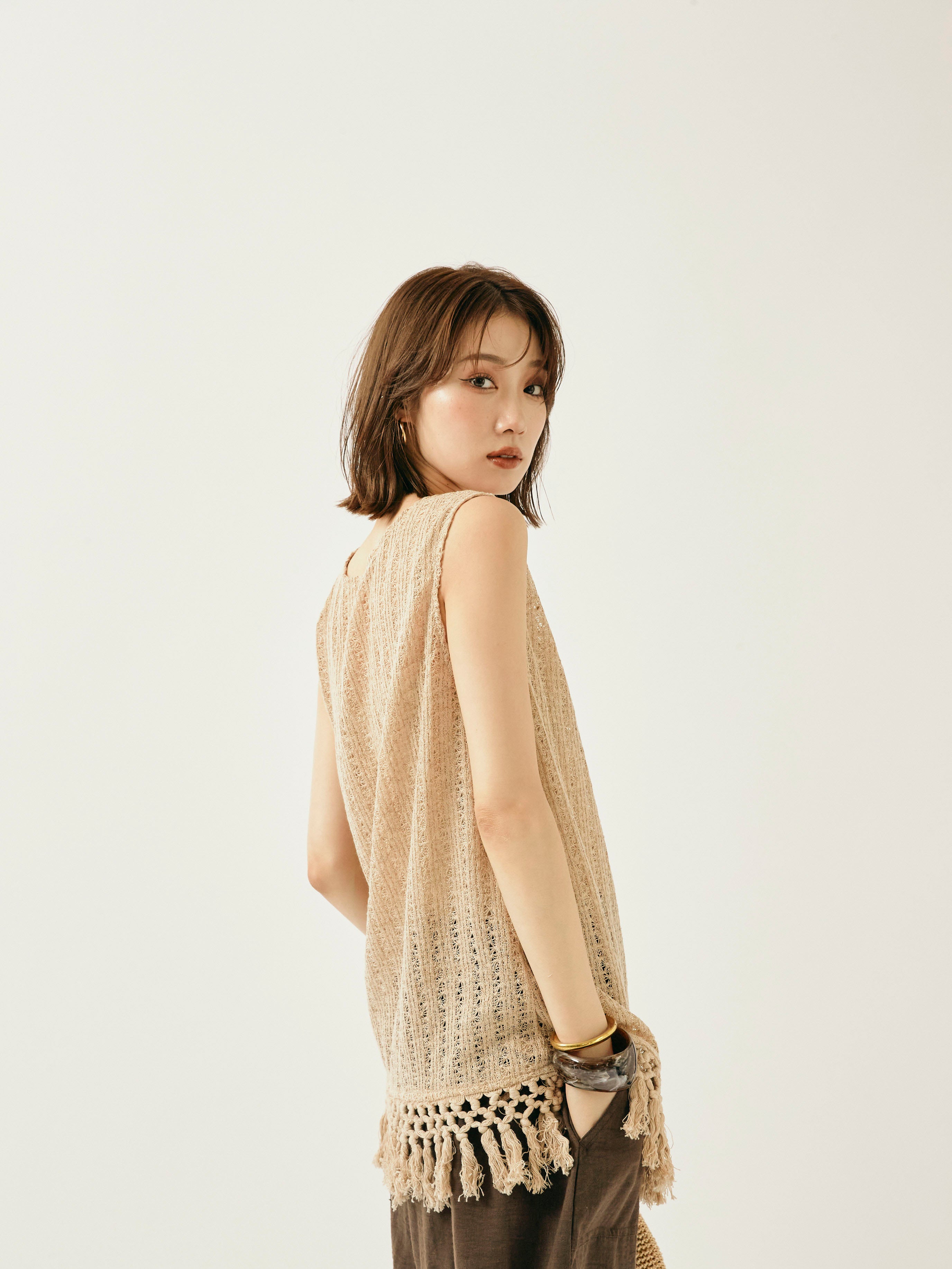 LISETTE リゼッタ 美品 ベージュ色 模様編み ニットベスト 予約]フリンジ透かし編みニットベスト/ベージュ – Lumier