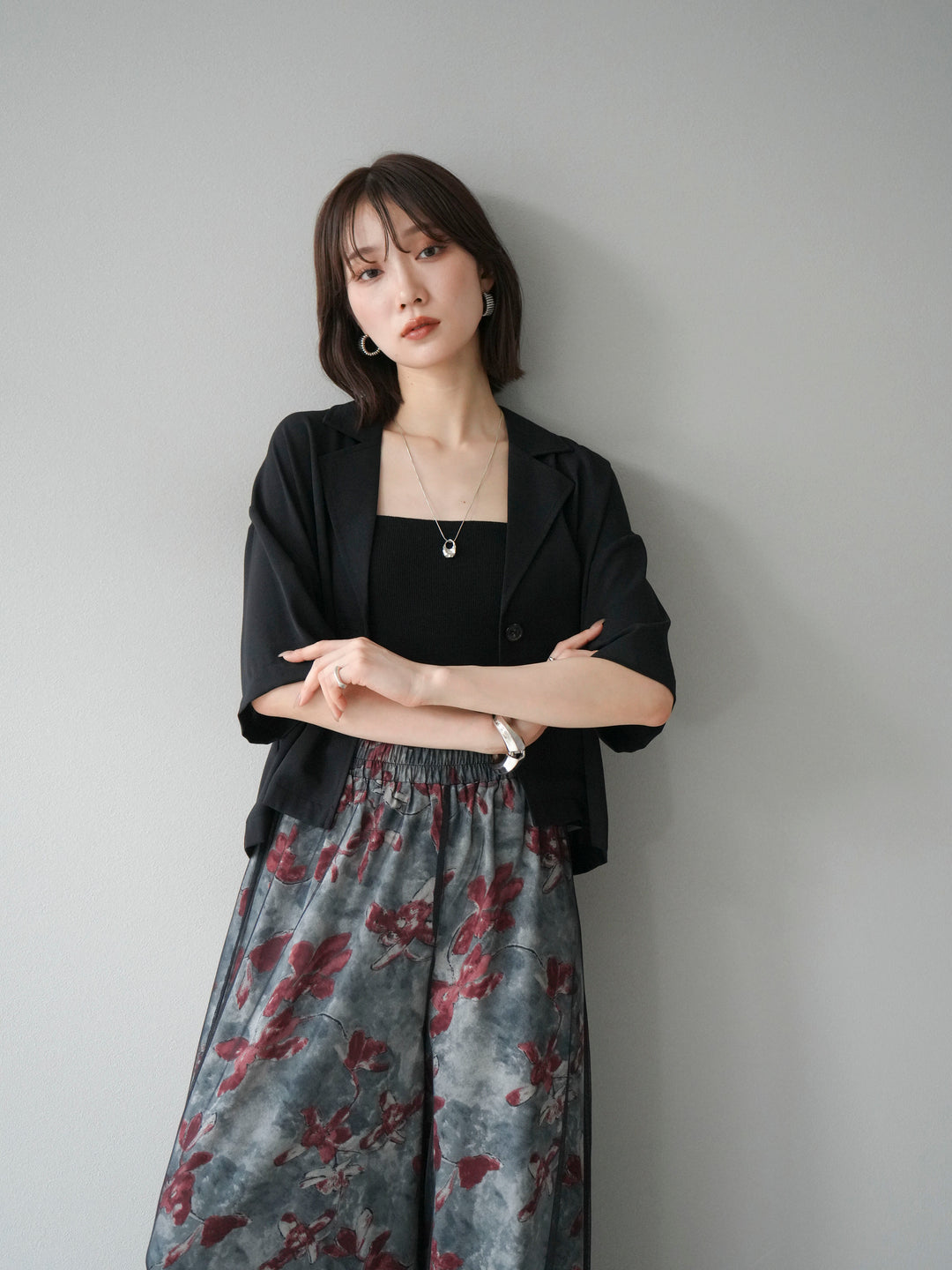 [SET]ハーフショートジャケット+フラワープリントチュールレイヤードパンツ(2set)