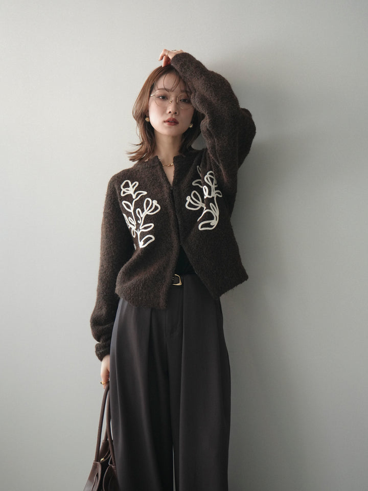 [予約]テープ刺繍ホック開きブークレニットカーディガン/darkbrown