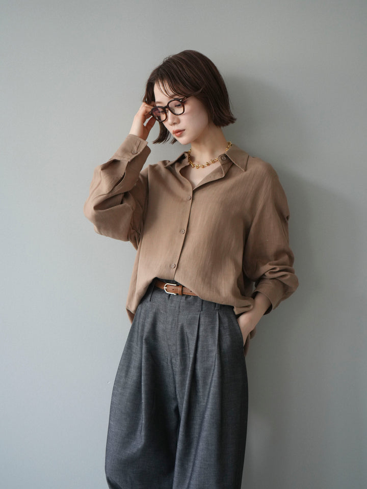 [予約]バックVレースデザインシャツ/beige