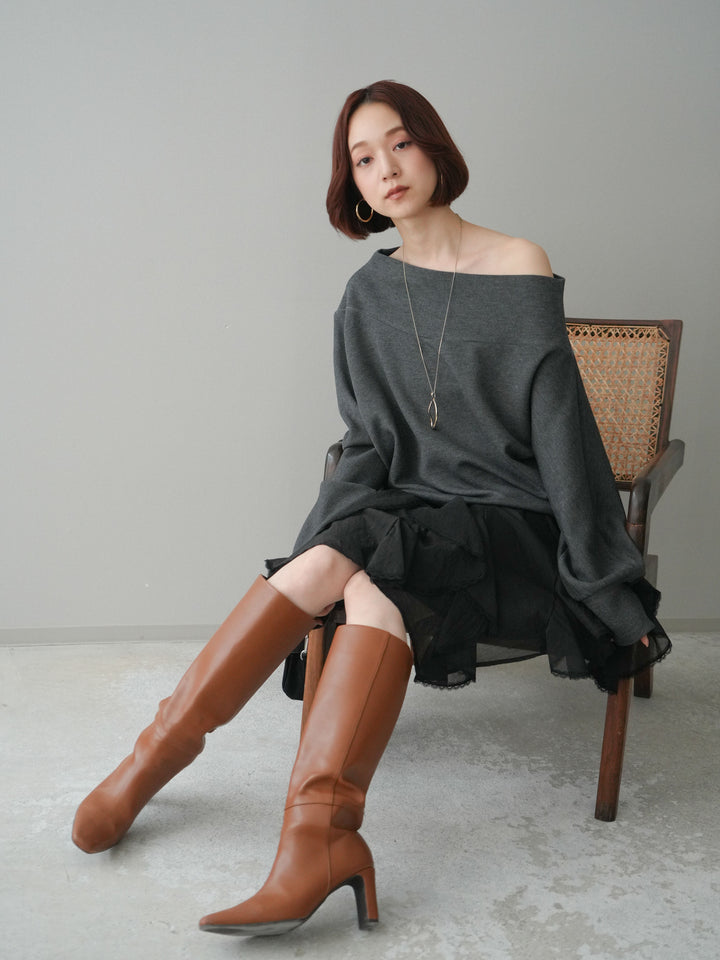 [SET]アシンメトリーオフショルポンチプルオーバー+ラッフルレースミニスカート(2set)