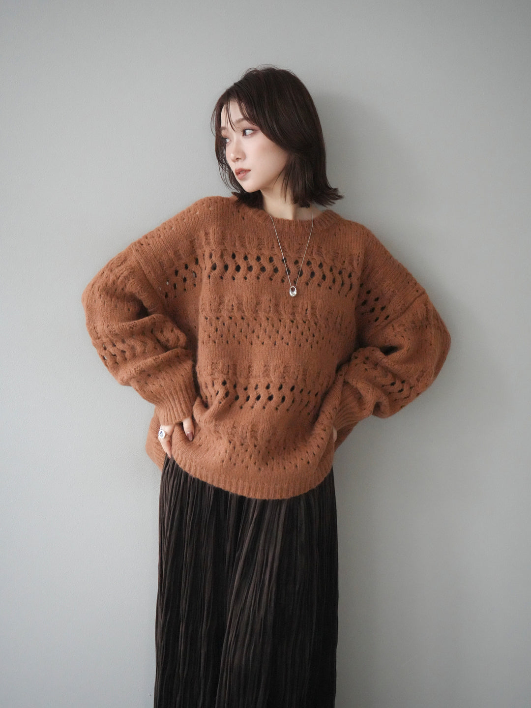 [予約]透かし編みクルーネックニットプルオーバー/brown