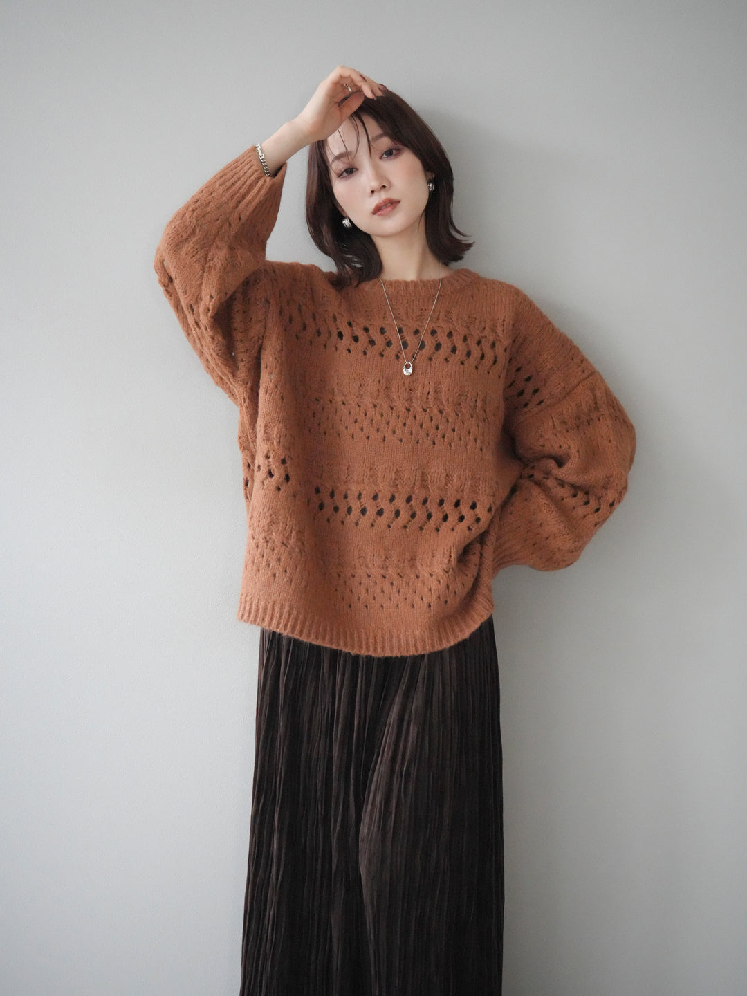 [予約]透かし編みクルーネックニットプルオーバー/brown