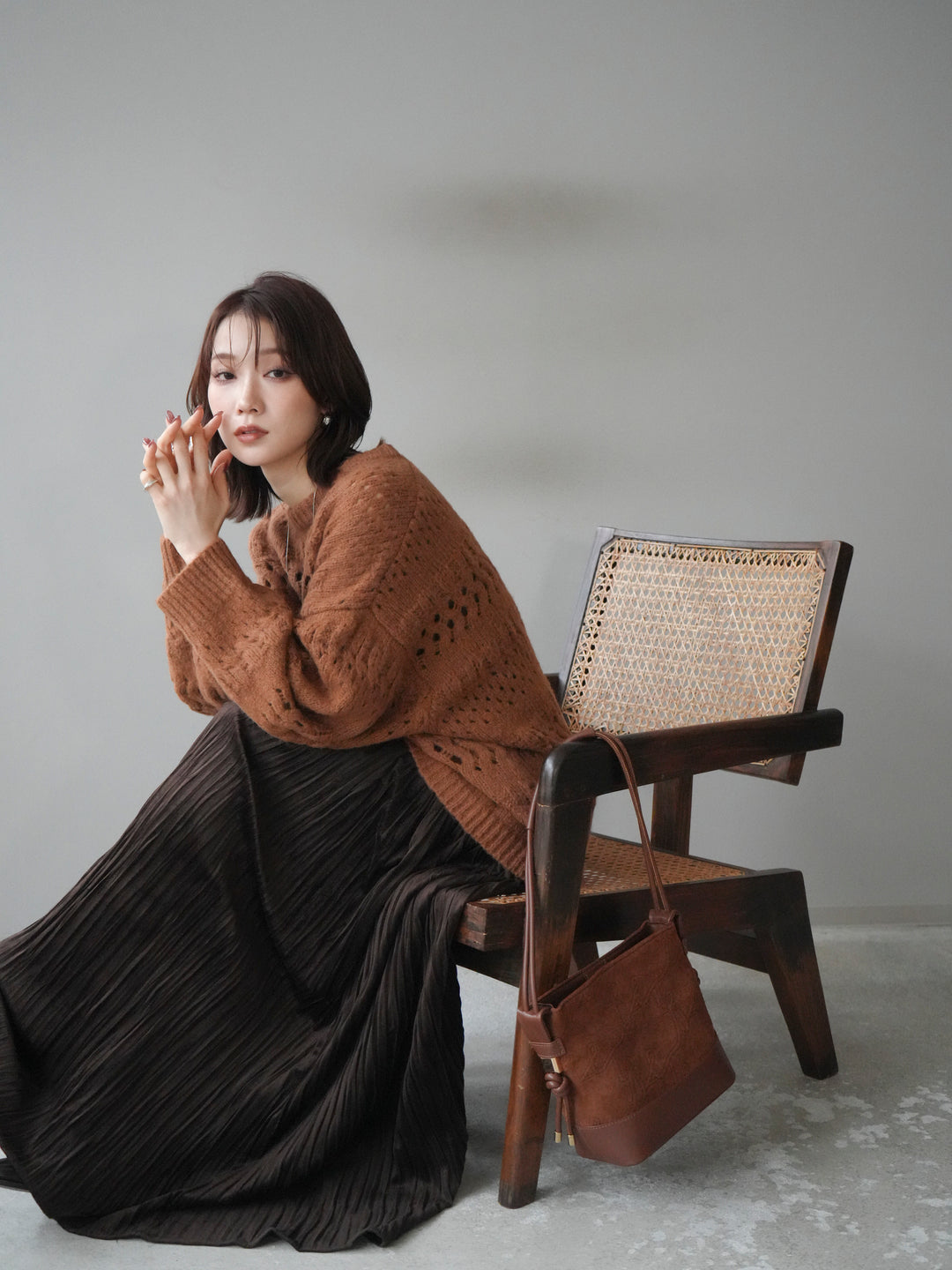 [予約]透かし編みクルーネックニットプルオーバー/brown