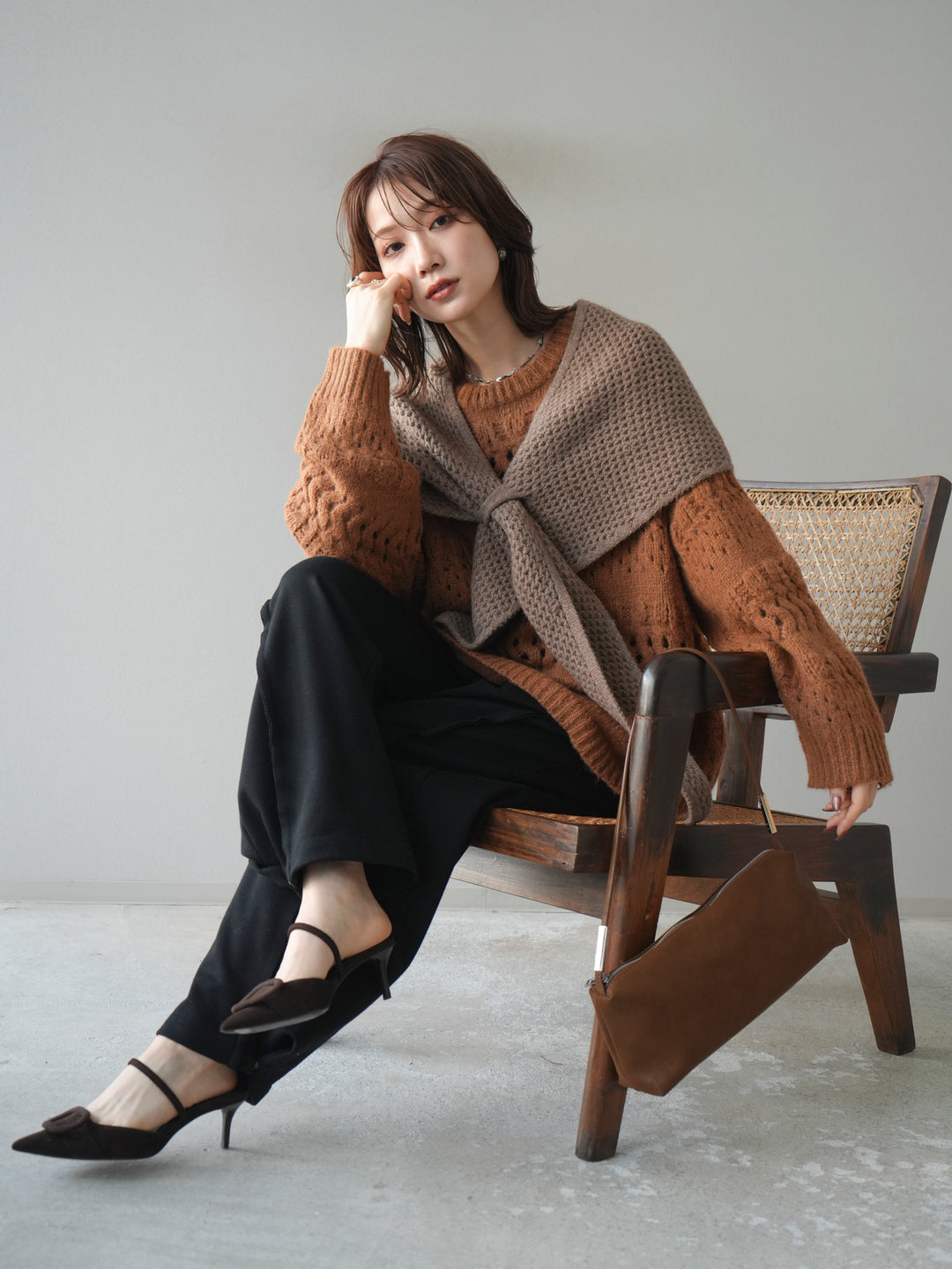 [予約]透かし編みクルーネックニットプルオーバー/brown