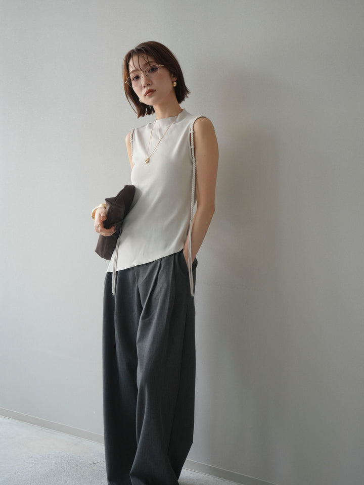 [予約]サイドコードアシメニットノースリーブ/white